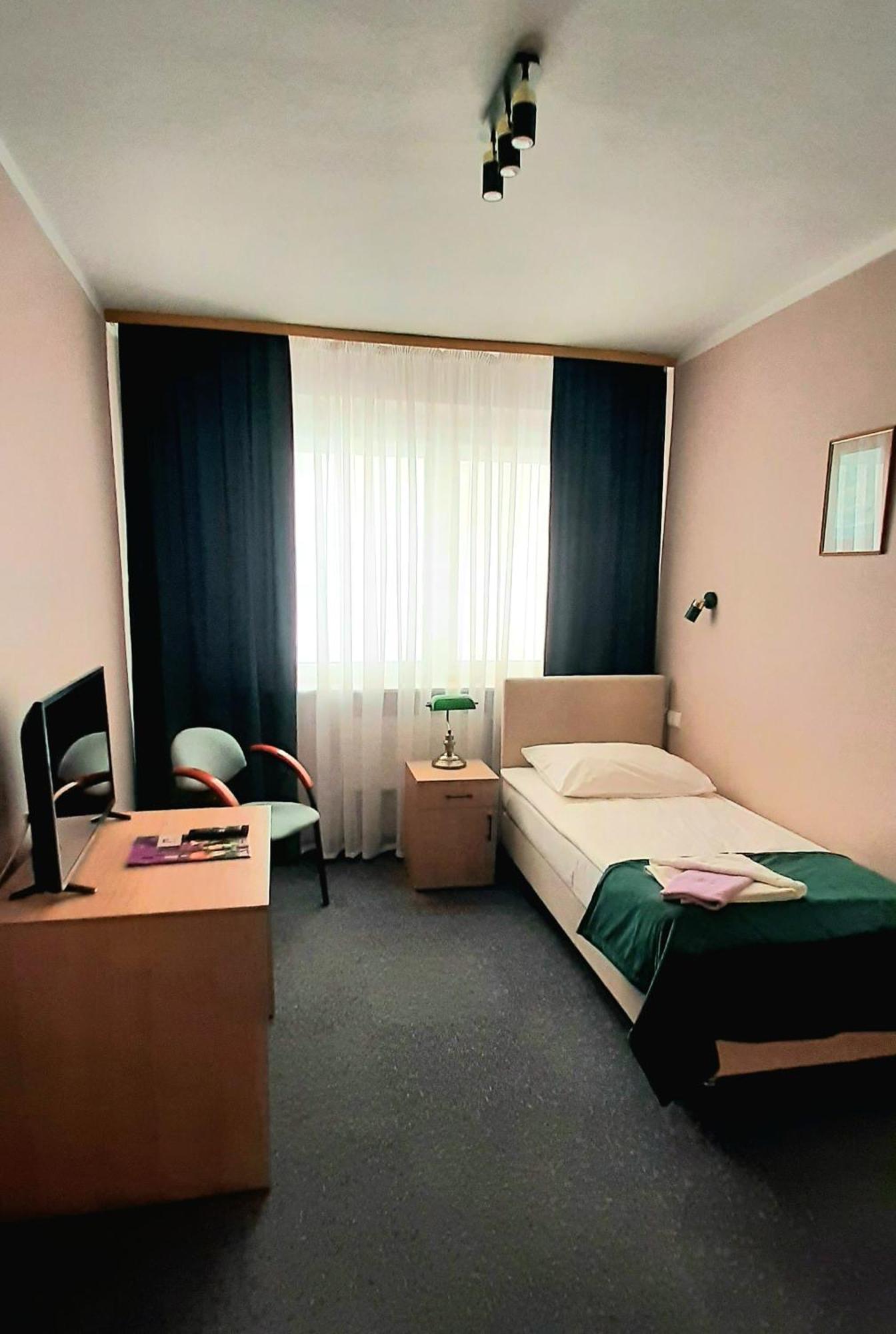 Hotel Bosir Білосток Екстер'єр фото