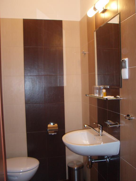 Hotel Bosir Білосток Номер фото