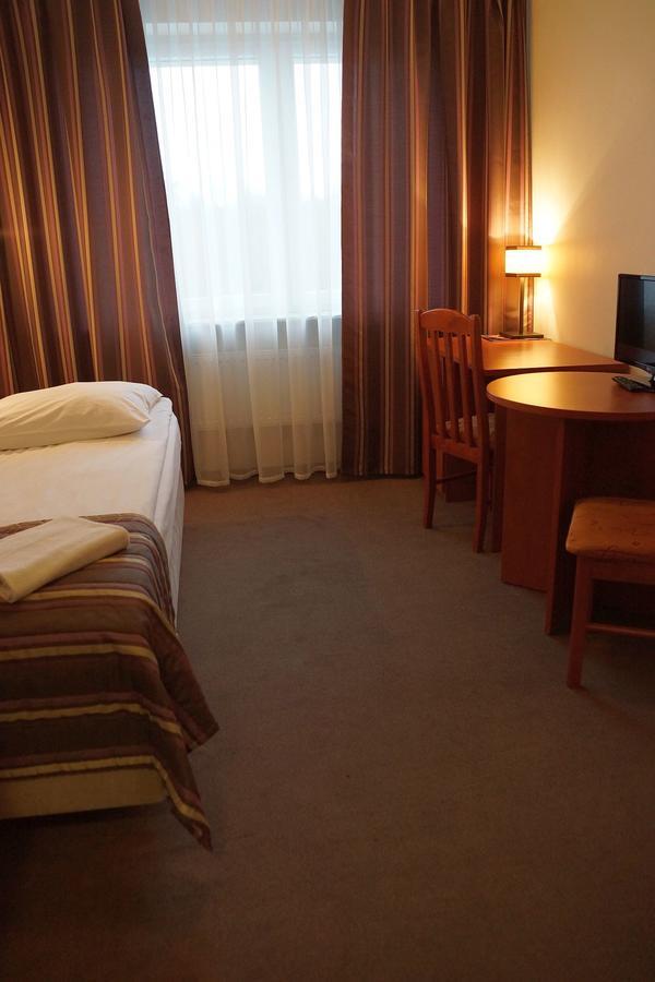Hotel Bosir Білосток Екстер'єр фото