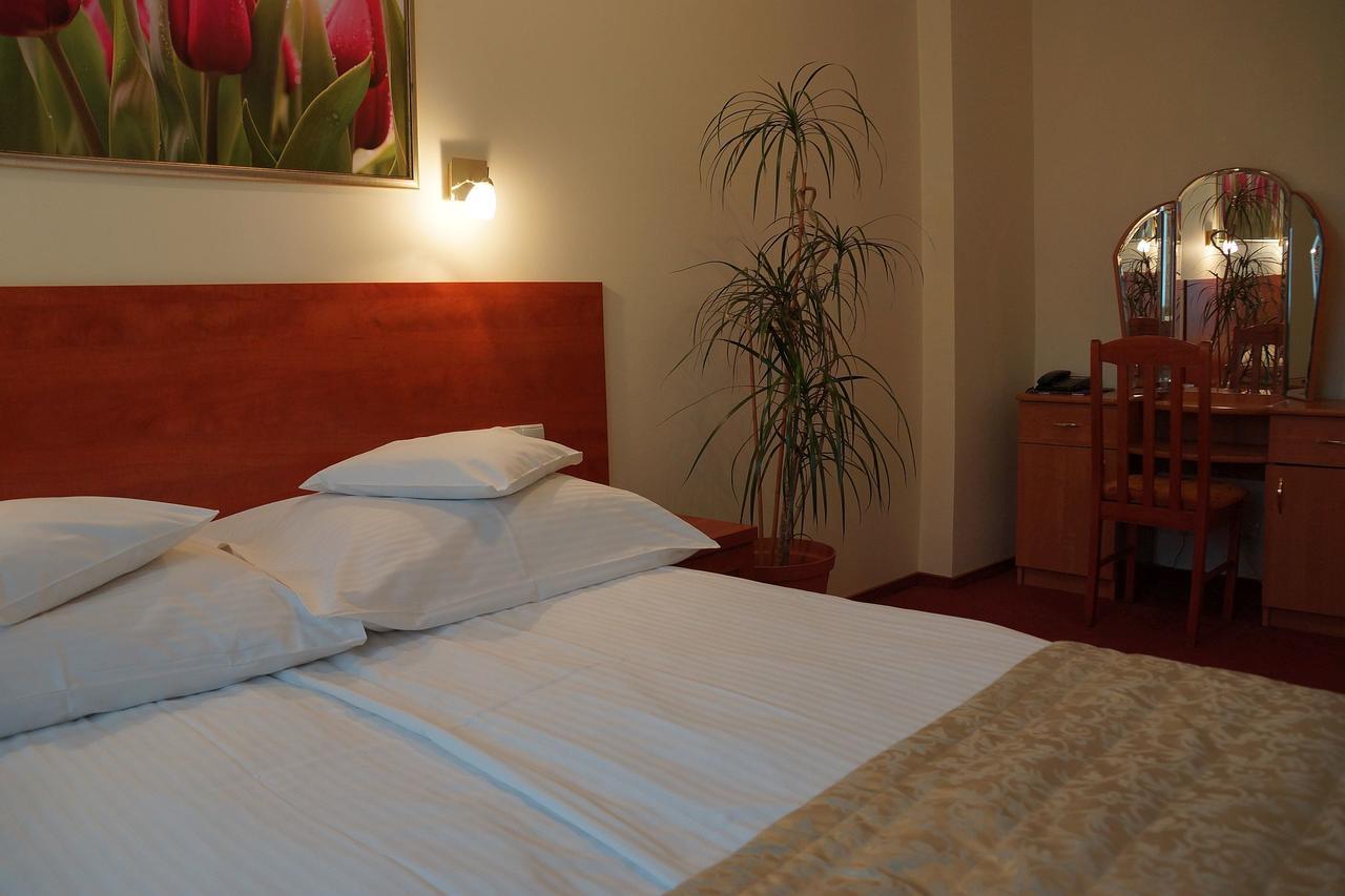 Hotel Bosir Білосток Екстер'єр фото